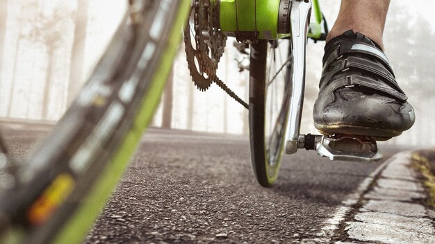 Urban bike. red bull cerro abajo genova