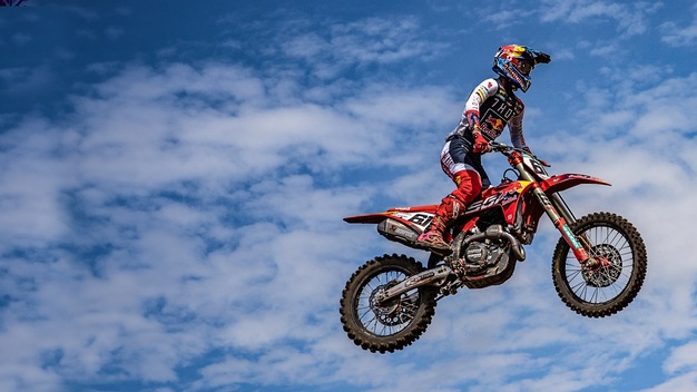 Motocross. mondiale mx2: cina - gara 2