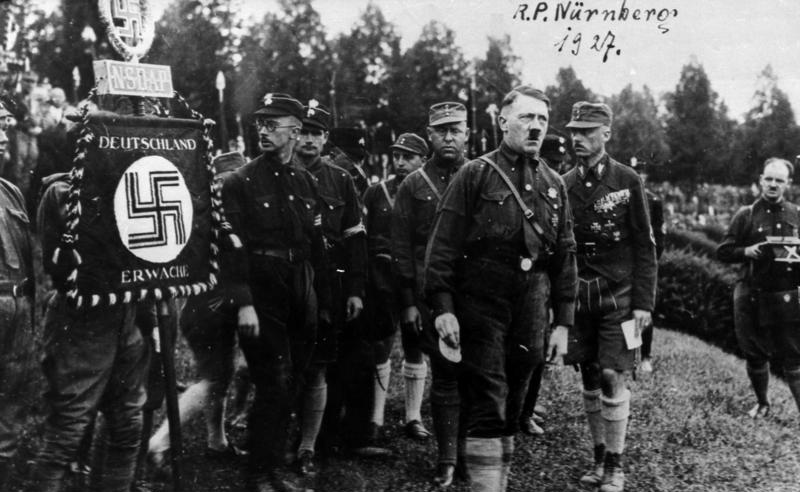 L'ascesa del partito nazista stagione 1 ep.1