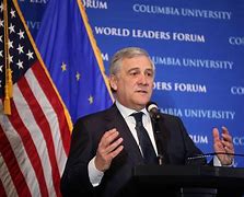 Dritto e rovescio Intervista al vicepremier Antonio Tajani 2022x00