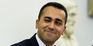 Quinta colonna Luigi Di Maio a QUINTA COLONNA: il candidato premier del M5S ospite di Paolo Del Debbio 2018x00